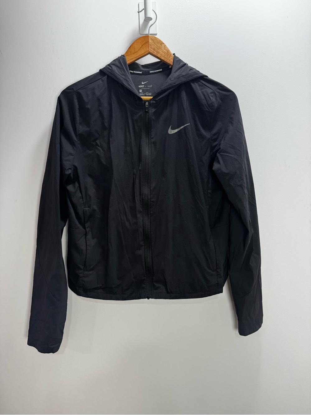 Nike Black Women's Lightweight Jacket size M